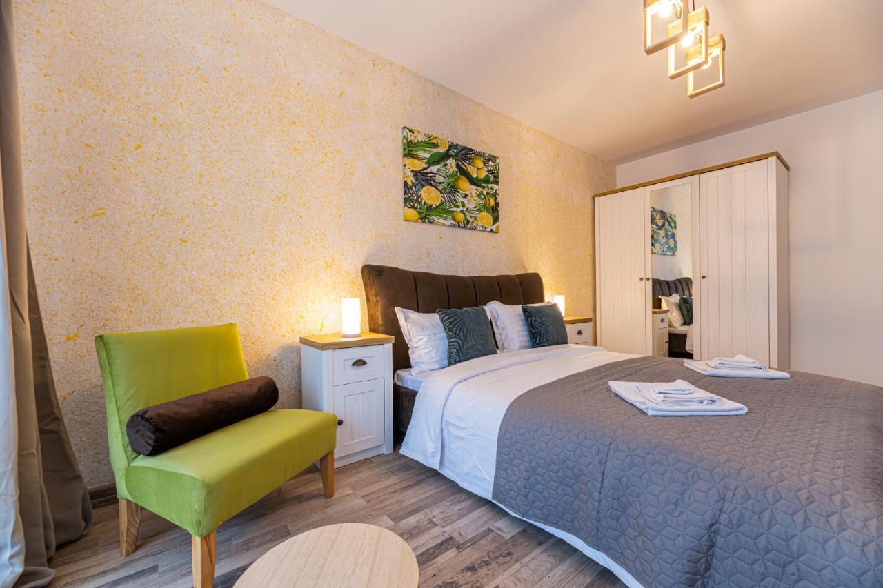 Homes By Nati Apartment