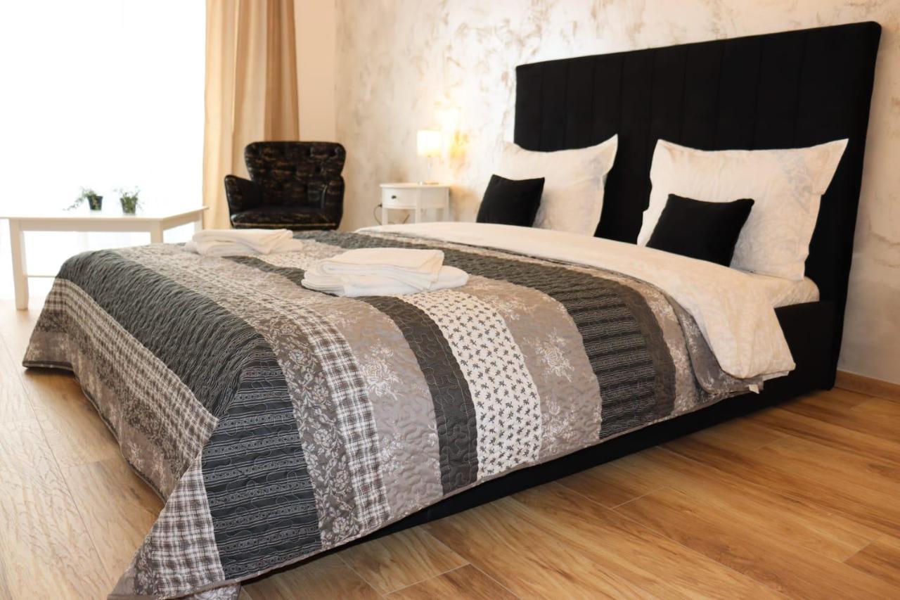 Homes By Nati * Brasov